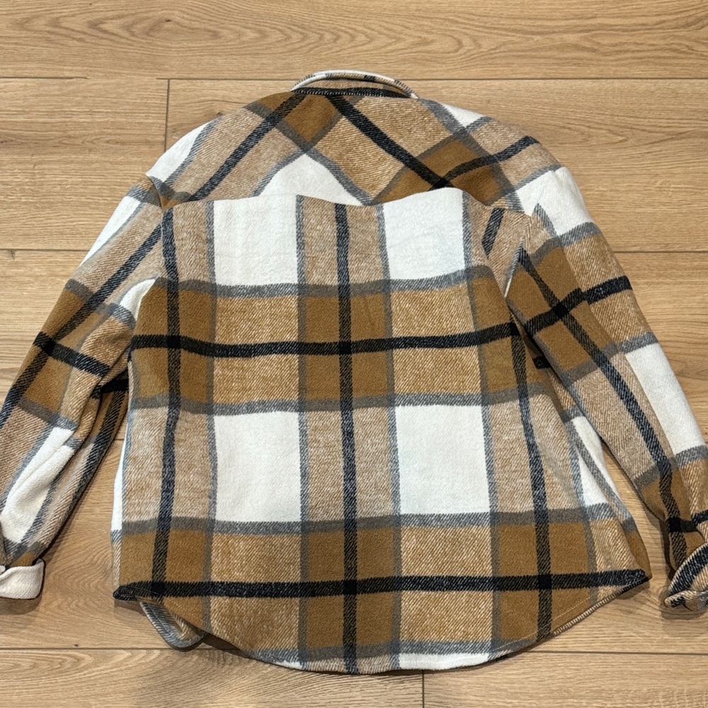Plaid Button-Up Shacket - Picture 6 of 6